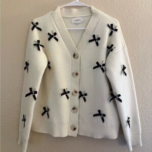 Cardigan with Black Bows